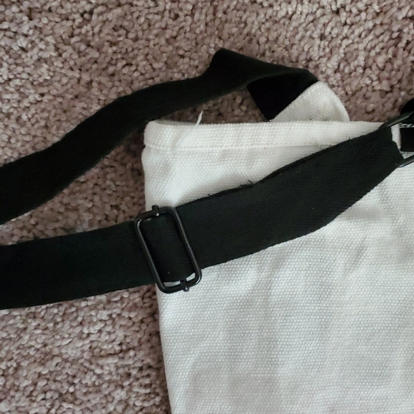 Bath and Body Works Apron - Picture 5 of 5